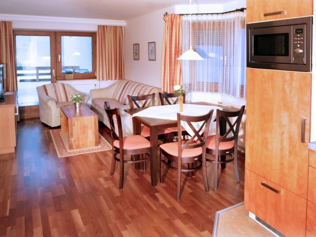 Pension Auer - Appartements mit Bergblick in Lofer