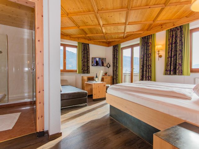 Hotel & Bauernhof Hettlerhof in Maishofen