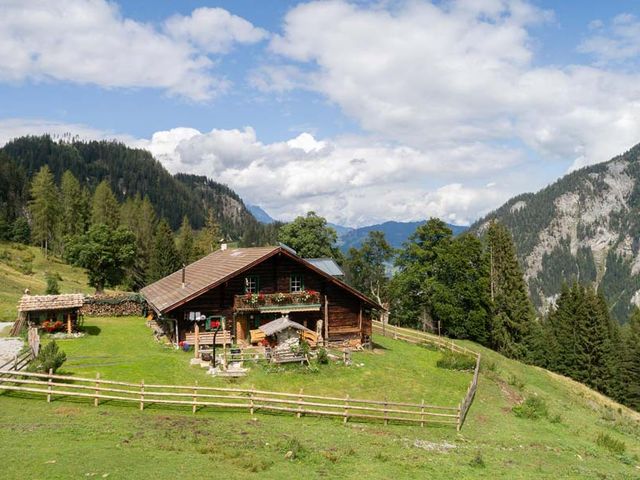 Stoffalmhütte