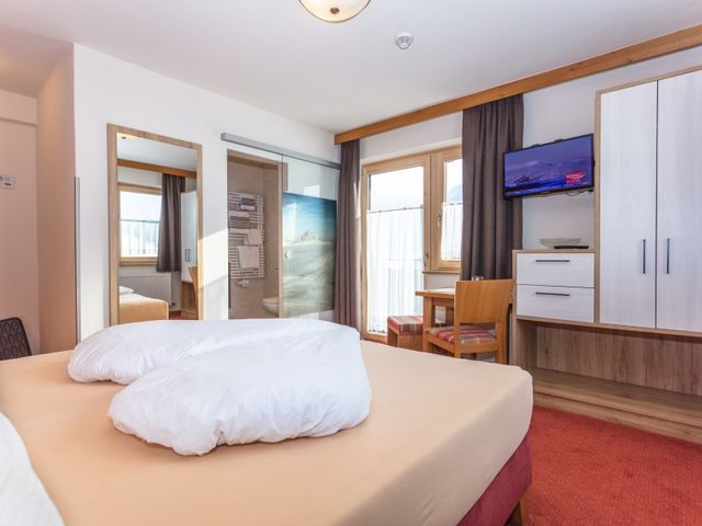 Hölzl Bed & Breakfast