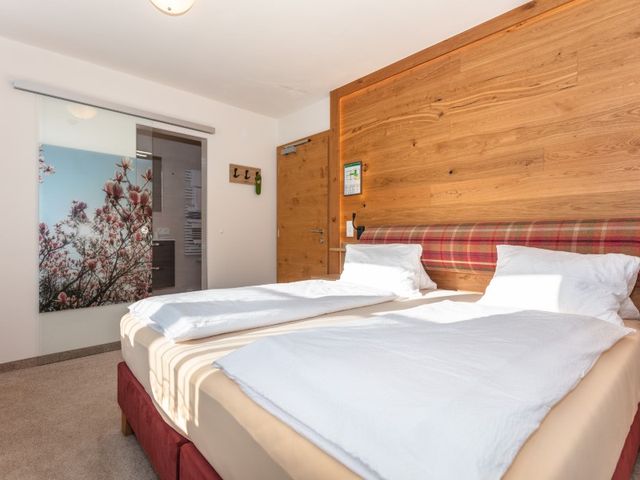 Hölzl Bed & Breakfast